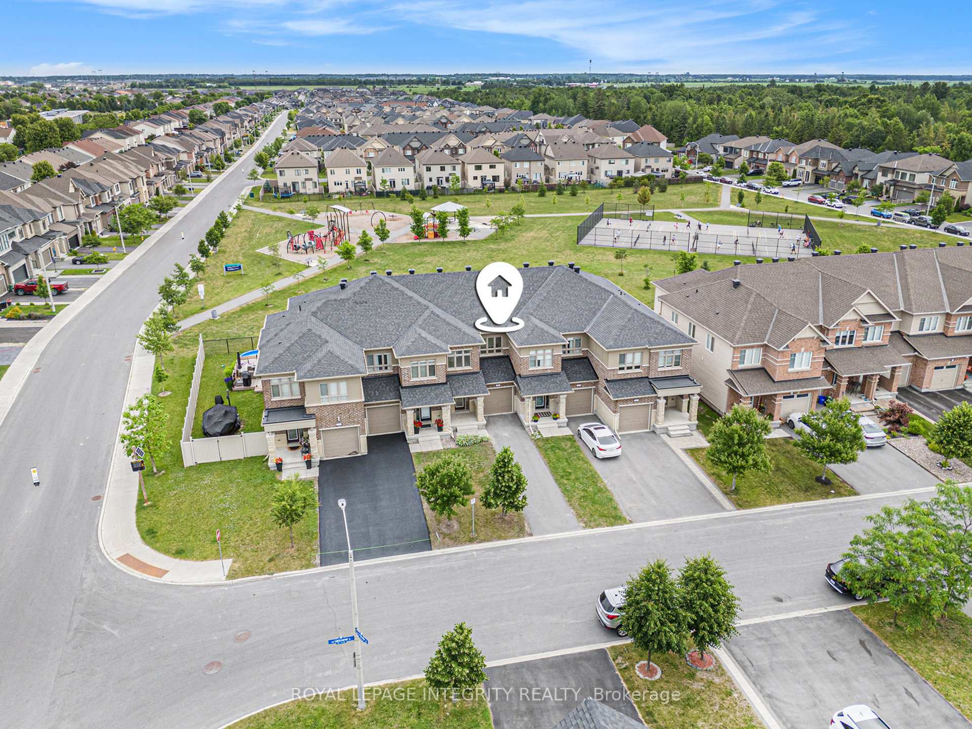 Photo 38 of 305 Lipizzaner Street, Ottawa, Stittsville (South) — HOMEH
