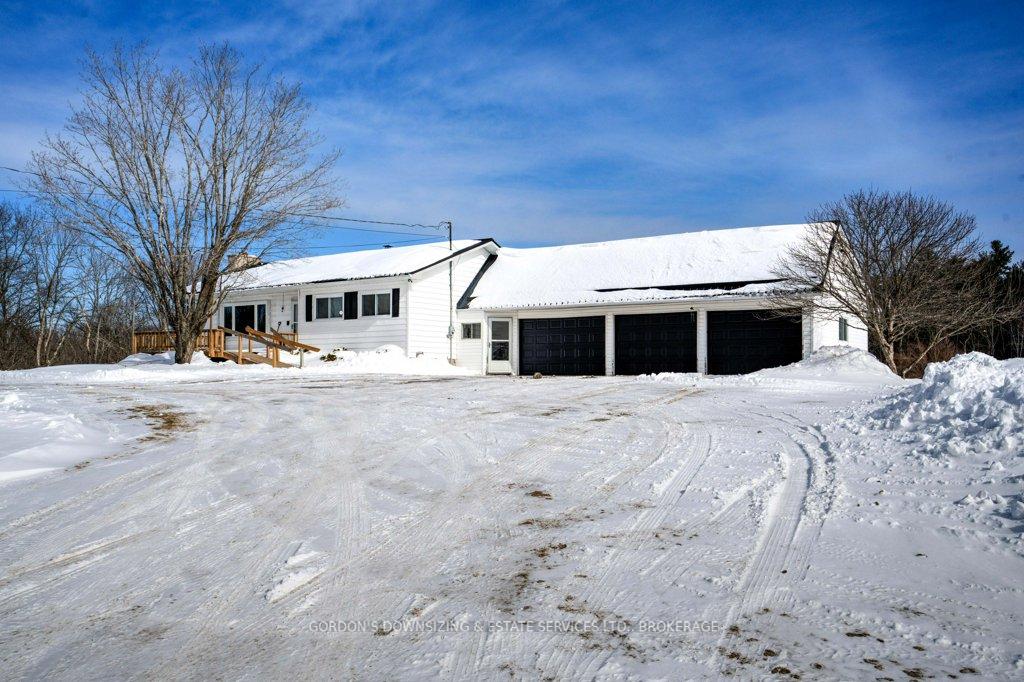 Front of 1585 Bradshaw Road