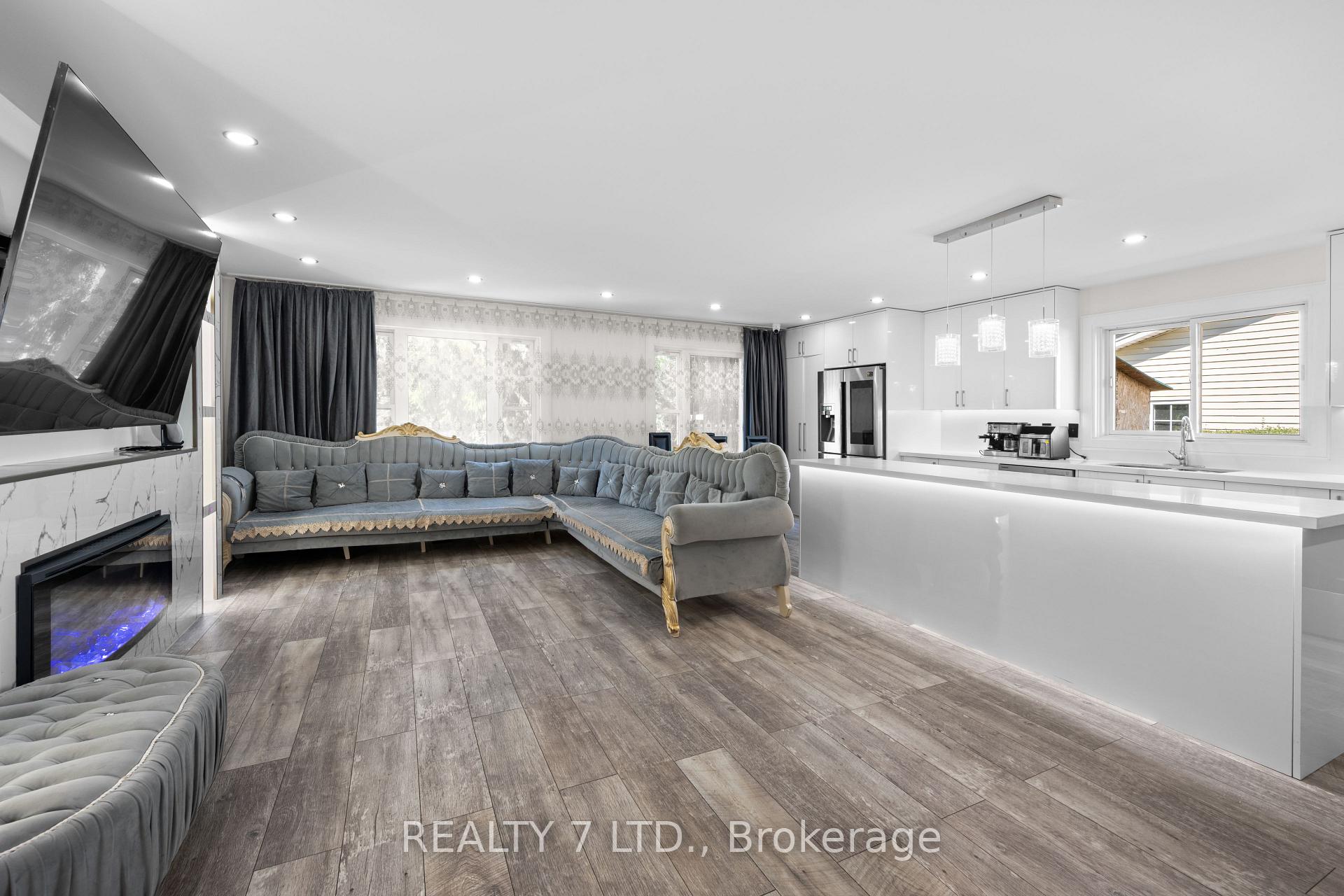 Photo 6 of 674 Vine Street, St. Catharines, Lakeshore — HOMEH