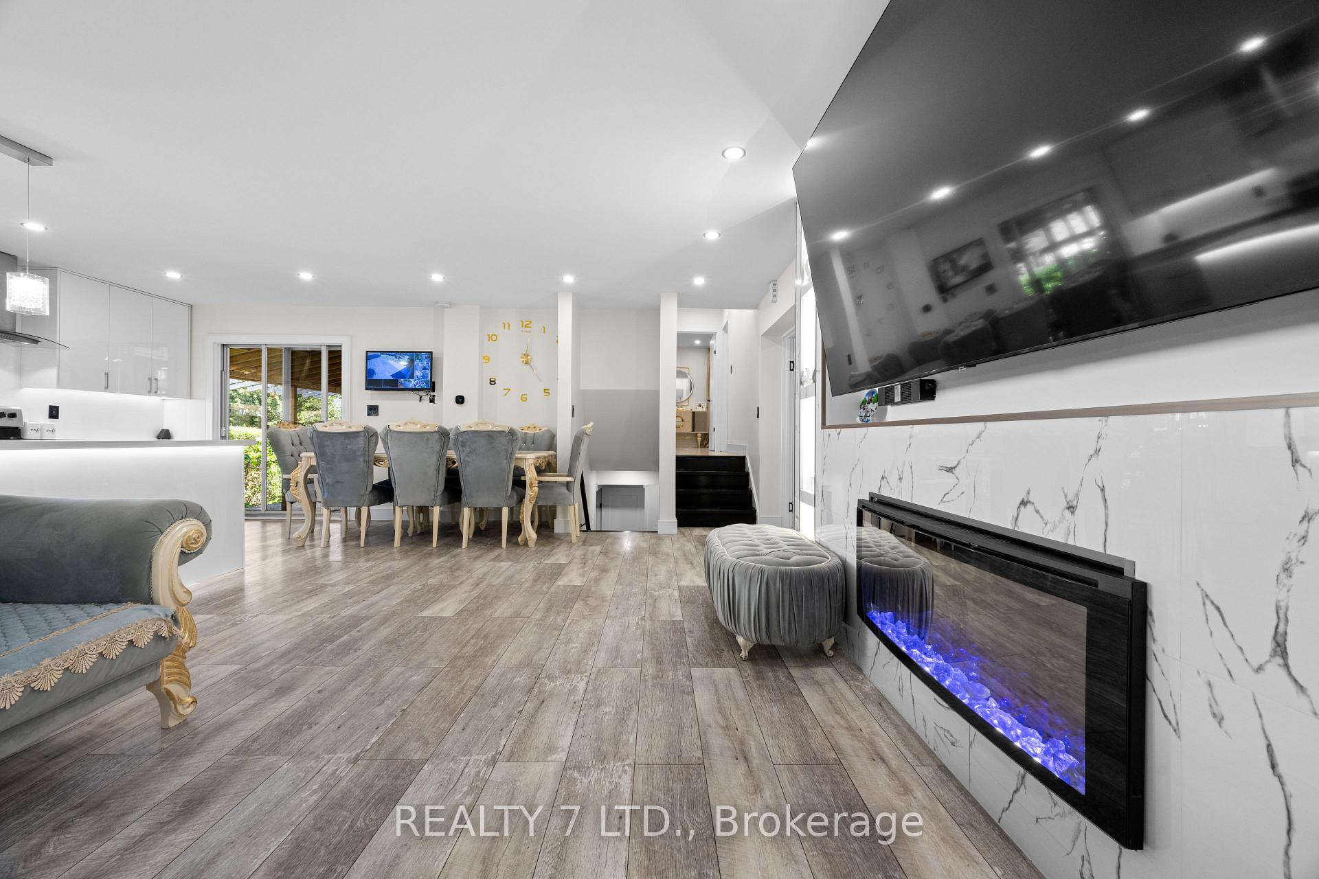 Photo 8 of 674 Vine Street, St. Catharines, Lakeshore — HOMEH