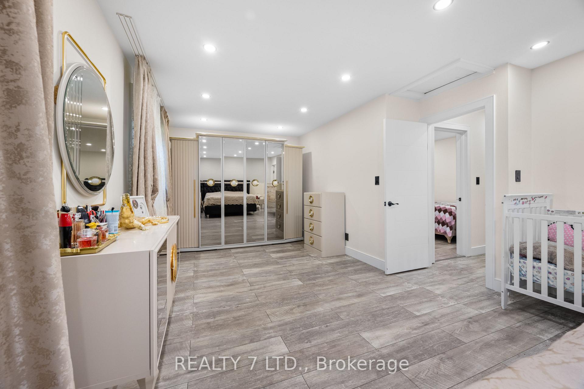 Photo 16 of 674 Vine Street, St. Catharines, Lakeshore — HOMEH