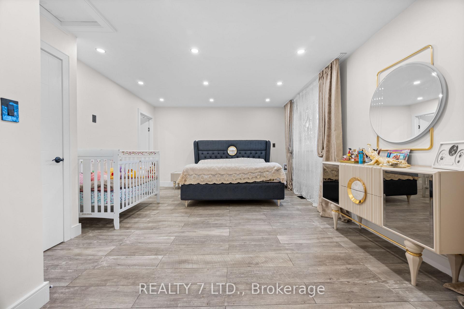 Photo 17 of 674 Vine Street, St. Catharines, Lakeshore — HOMEH