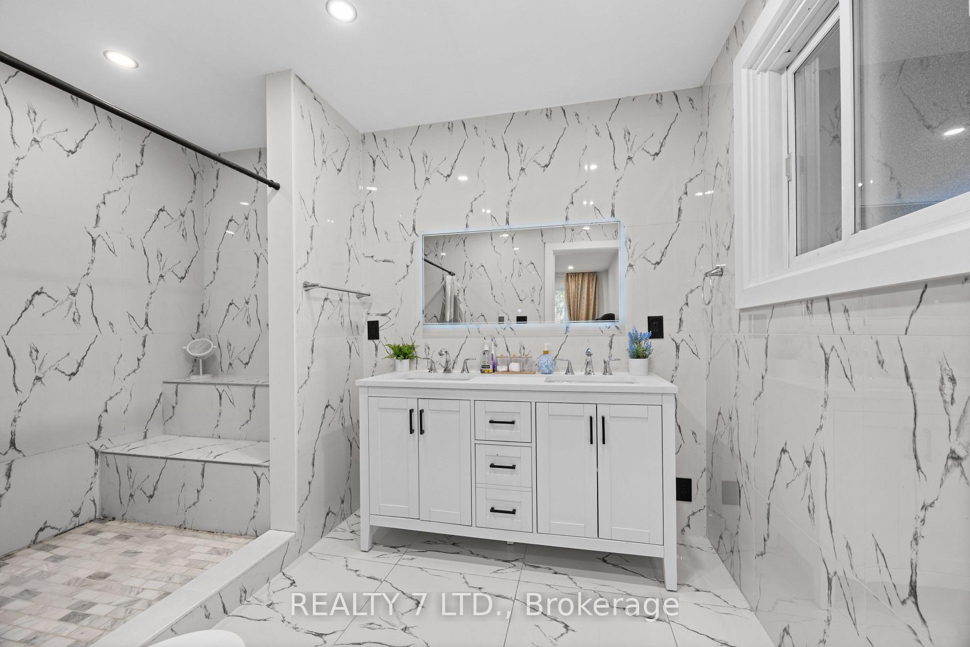 Photo 19 of 674 Vine Street, St. Catharines, Lakeshore — HOMEH