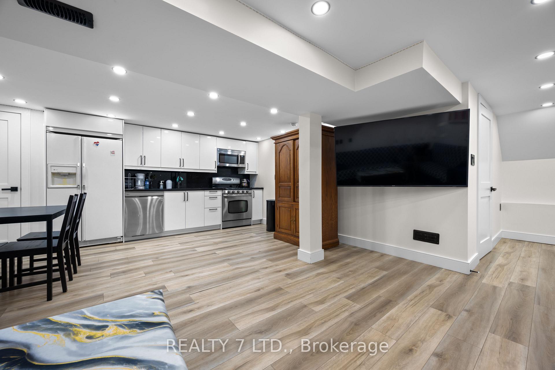 Photo 29 of 674 Vine Street, St. Catharines, Lakeshore — HOMEH