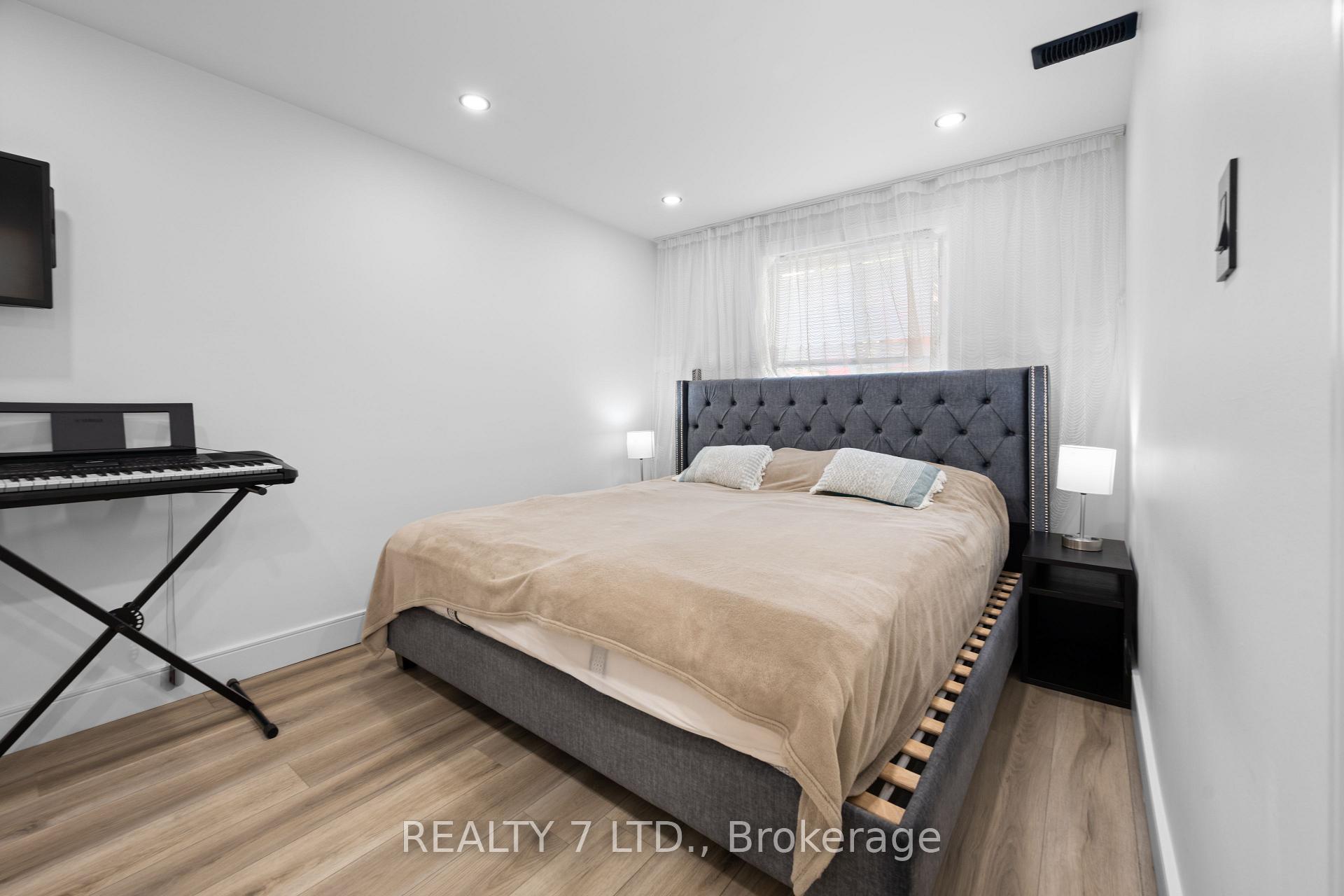 Photo 33 of 674 Vine Street, St. Catharines, Lakeshore — HOMEH