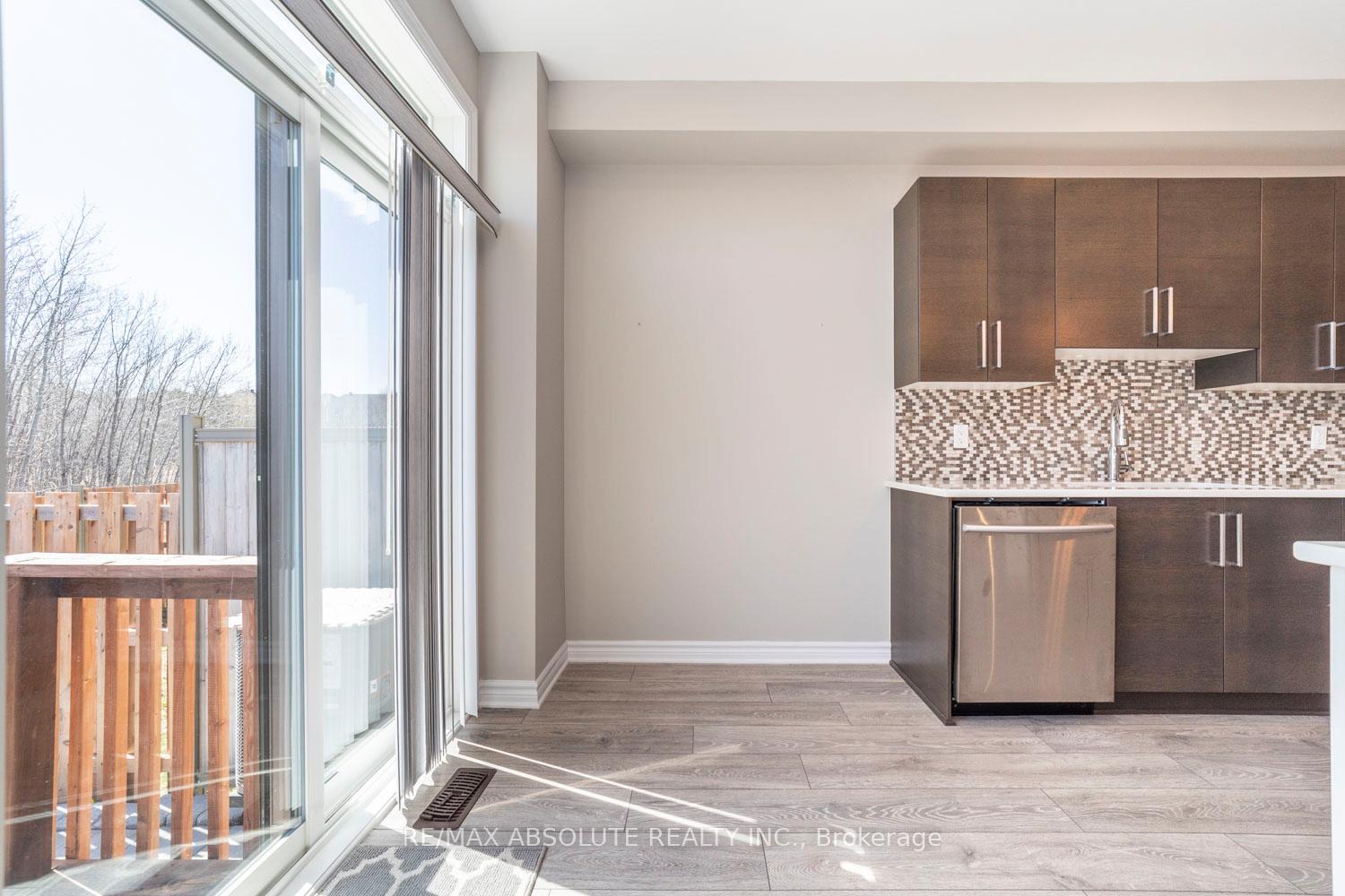 Photo 16 of 269 Kimpton Drive, Ottawa, Stittsville (North) — HOMEH