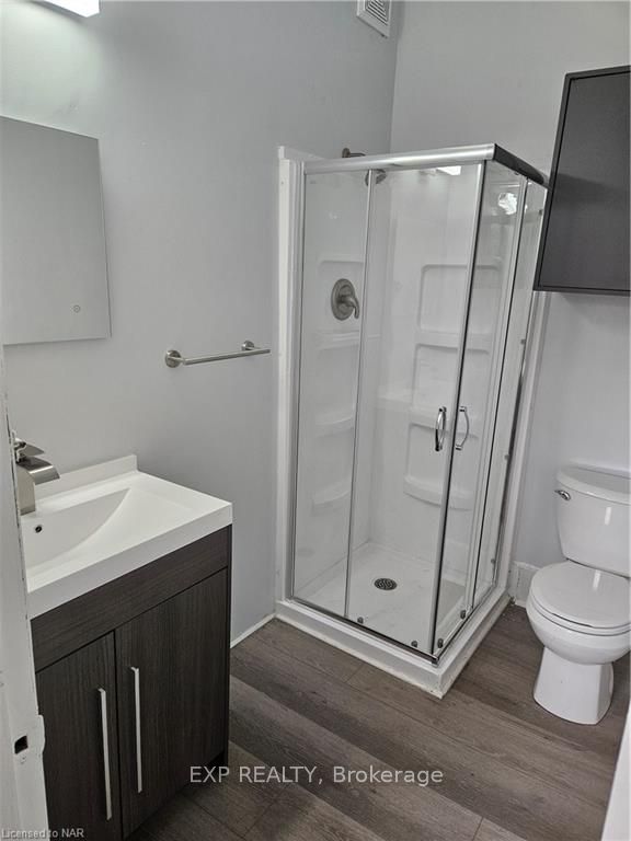 Photo 5 of Unit 3, 88 Welland Avenue, St. Catharines, Downtown — HOMEH