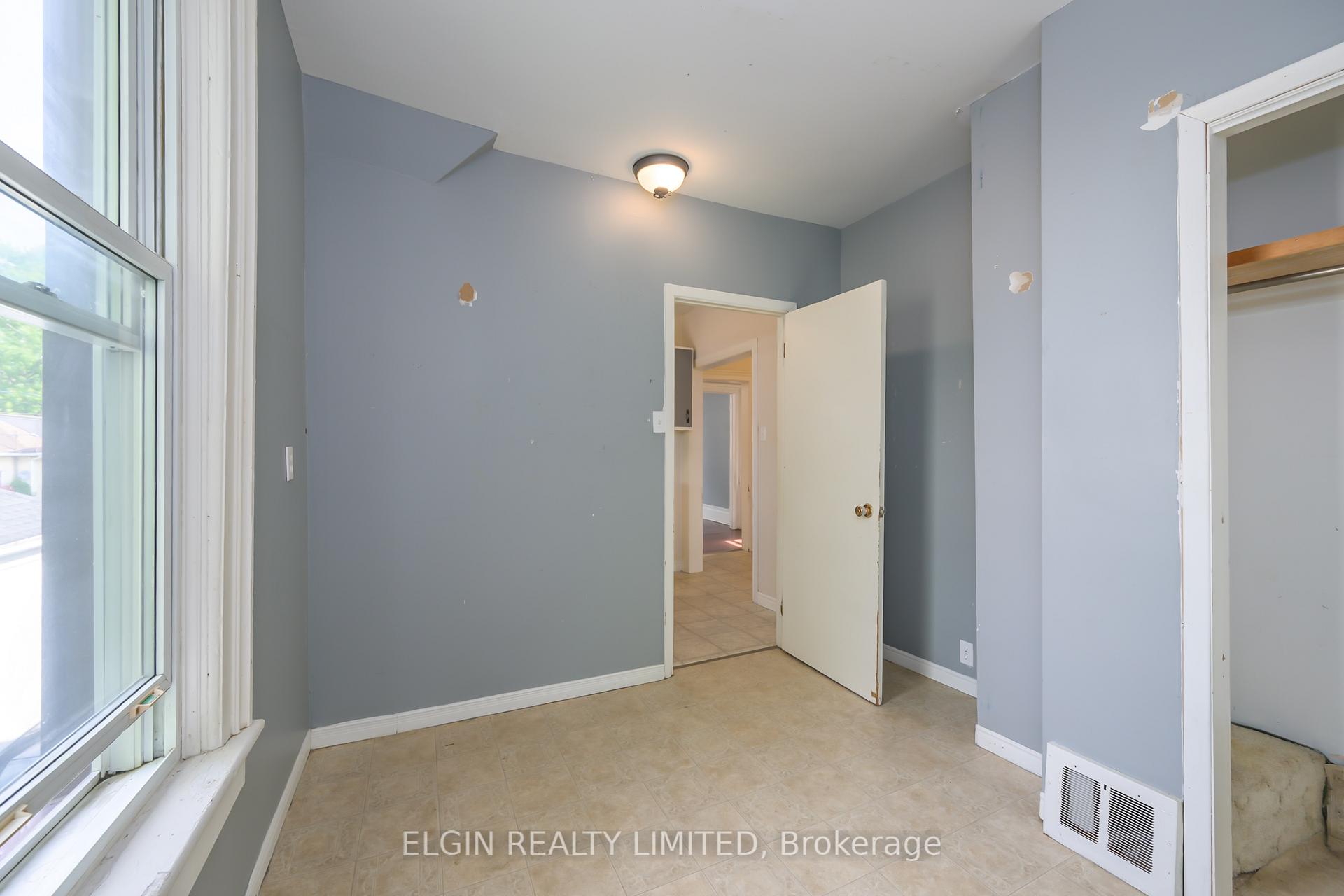 Photo 18 of 178 Wellington Street, St. Thomas — HOMEH