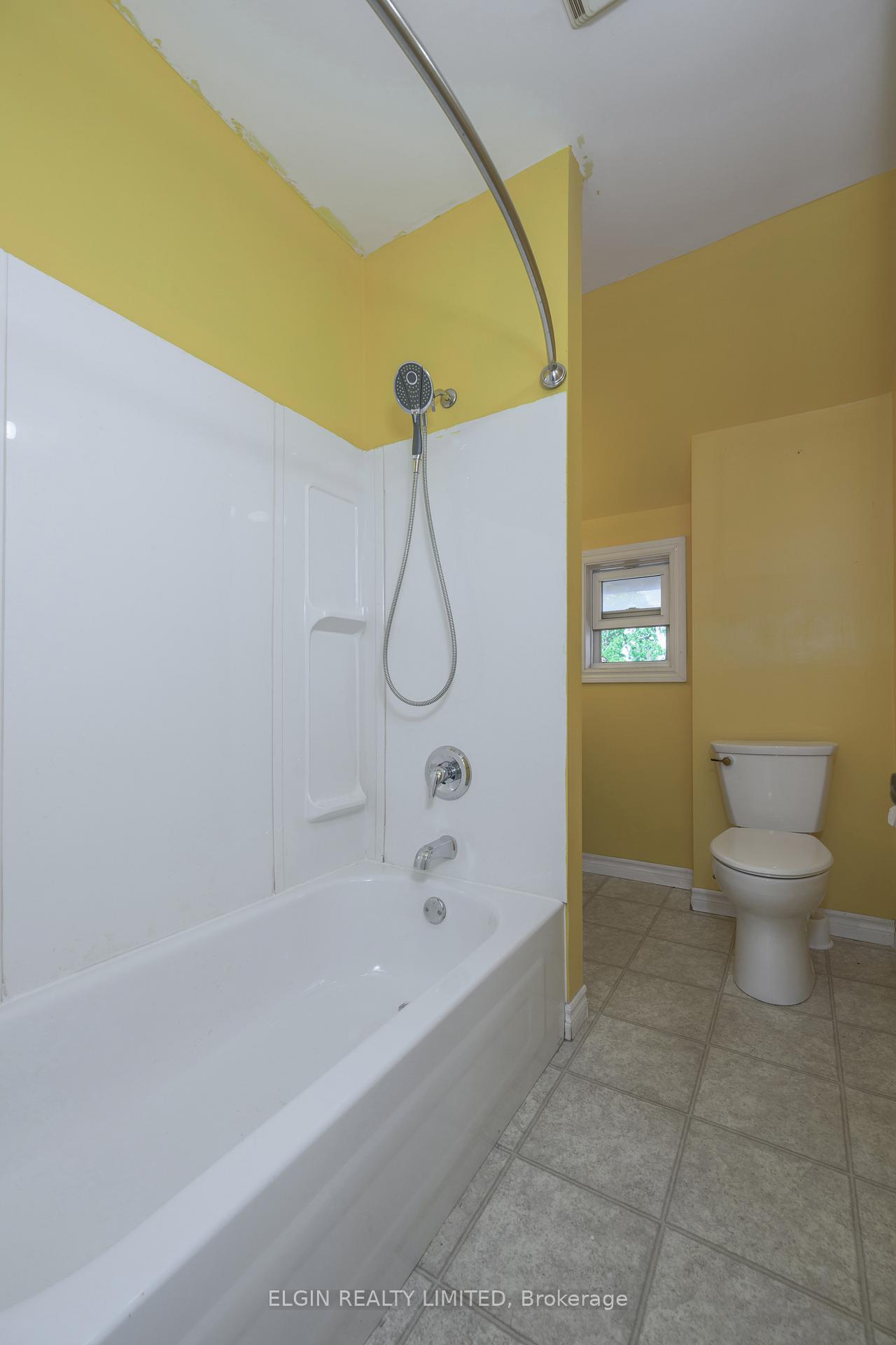 Photo 21 of 178 Wellington Street, St. Thomas — HOMEH
