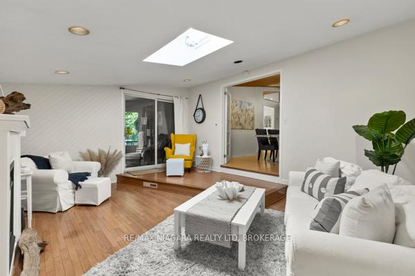 Photo 16 of 10 Marwood Circle, St. Catharines, Glendale/Glenridge — HOMEH