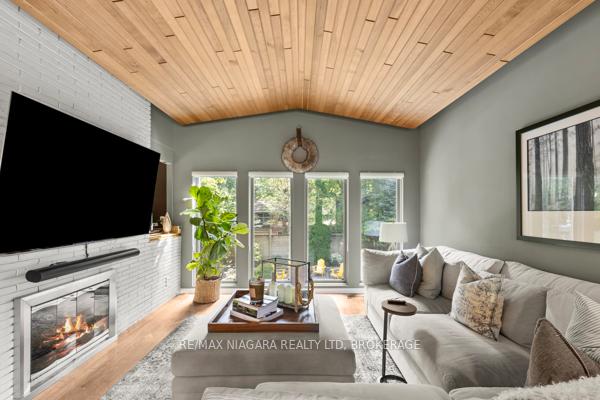 Photo 17 of 10 Marwood Circle, St. Catharines, Glendale/Glenridge — HOMEH