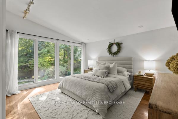 Photo 20 of 10 Marwood Circle, St. Catharines, Glendale/Glenridge — HOMEH