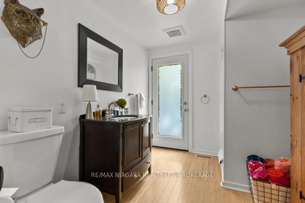Photo 29 of 10 Marwood Circle, St. Catharines, Glendale/Glenridge — HOMEH