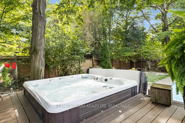 Photo 44 of 10 Marwood Circle, St. Catharines, Glendale/Glenridge — HOMEH