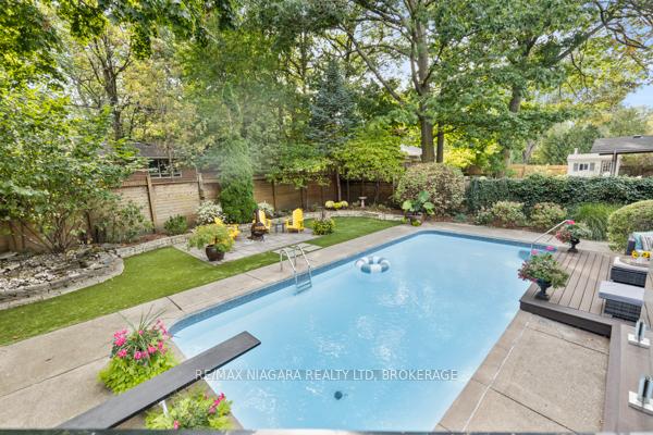 Photo 45 of 10 Marwood Circle, St. Catharines, Glendale/Glenridge — HOMEH