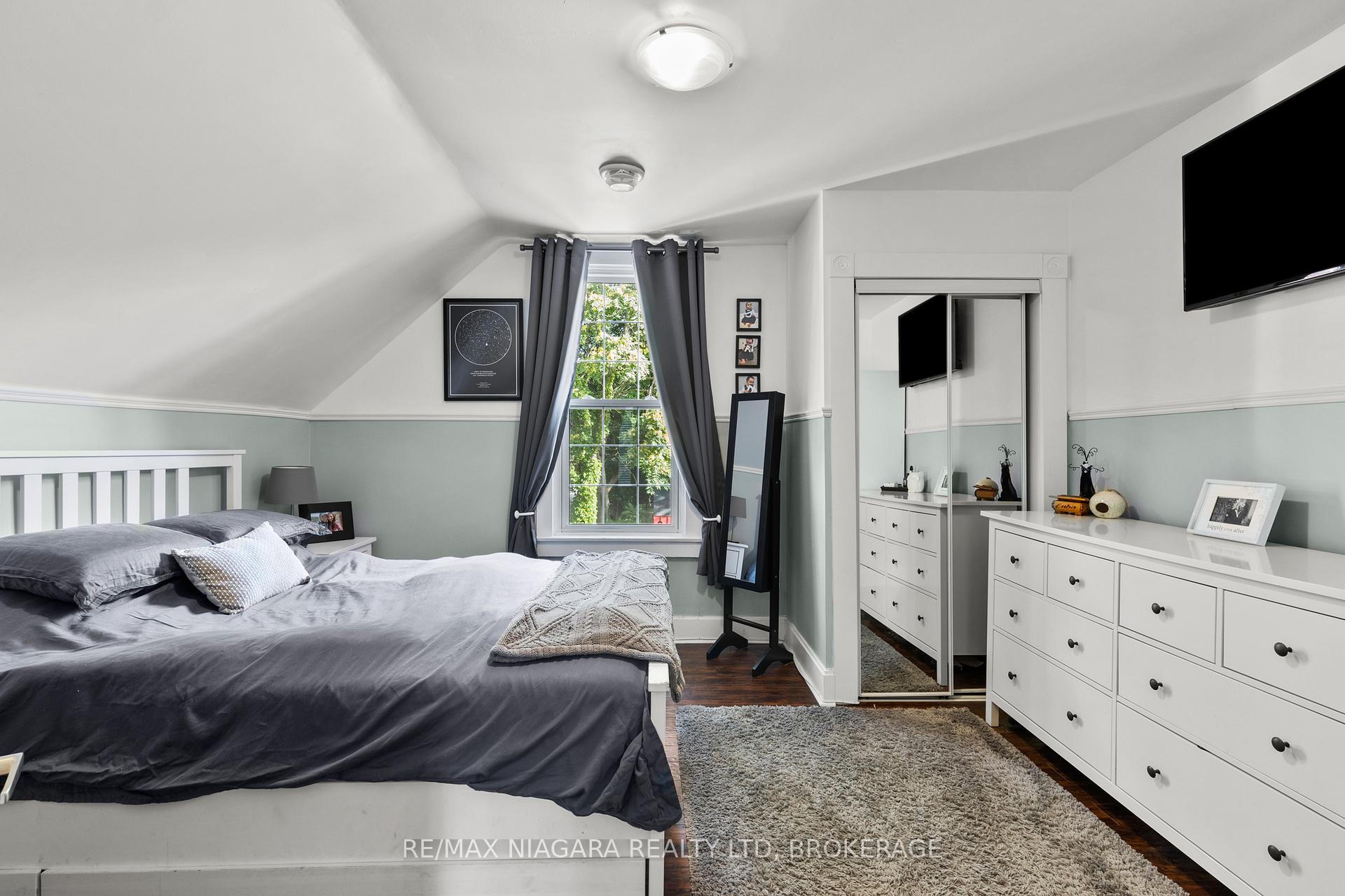 Photo 16 of 85 Maple Street, St. Catharines, Downtown — HOMEH