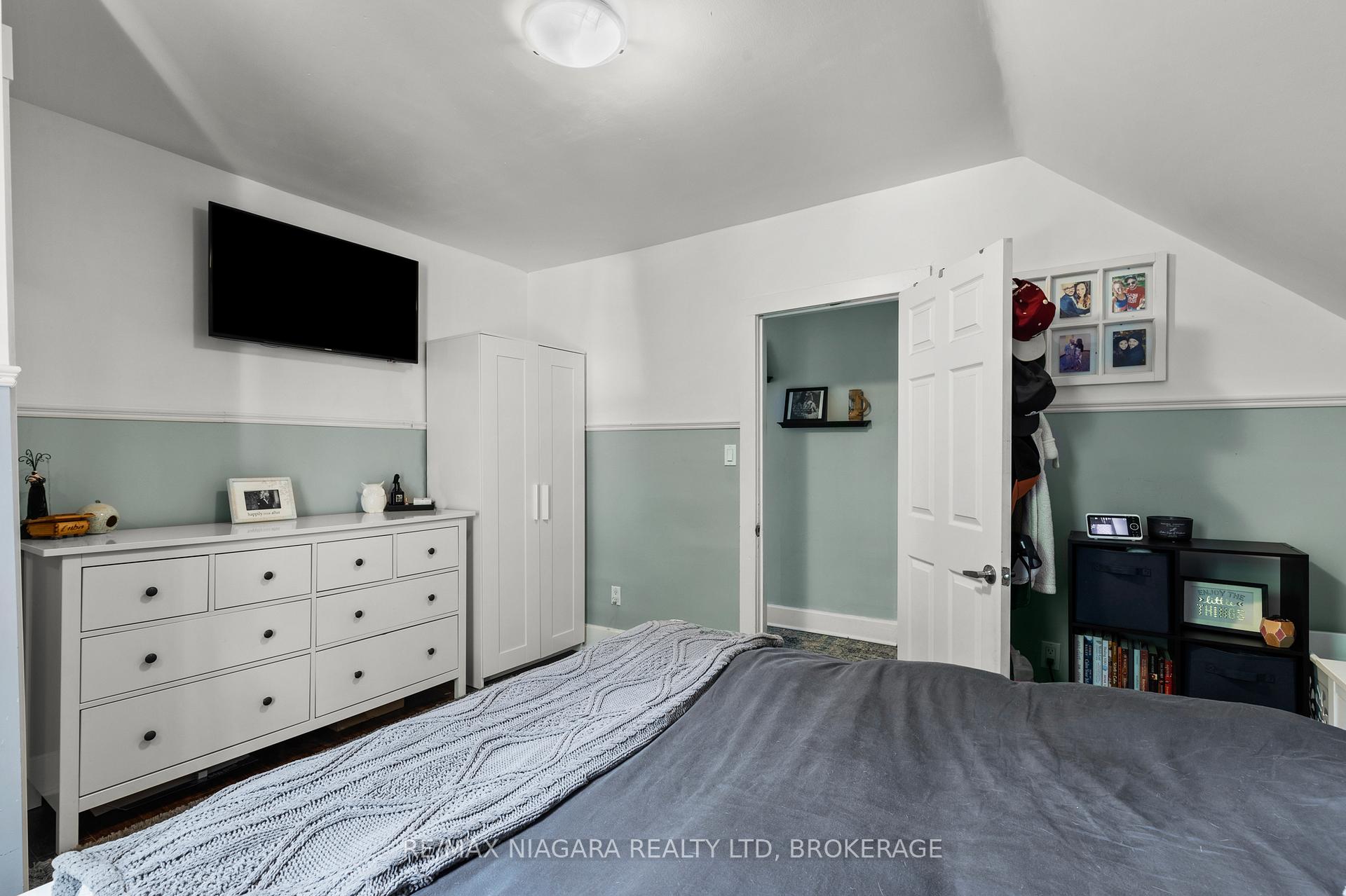 Photo 17 of 85 Maple Street, St. Catharines, Downtown — HOMEH