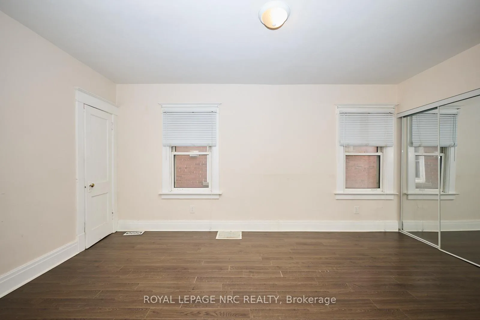 Photo 103 of 11 Beech Street, St. Catharines, Downtown — HOMEH