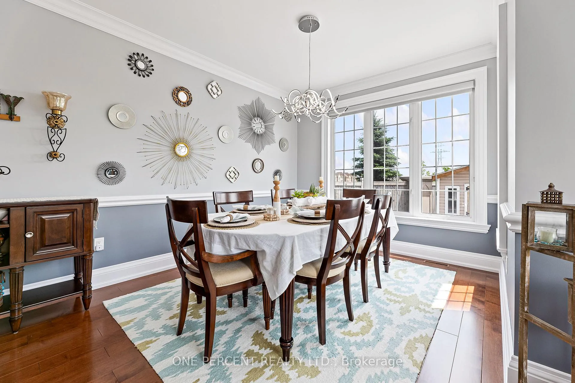 Photo 10 of 102 Monkton Circle, Brampton, Credit Valley — HOMEH