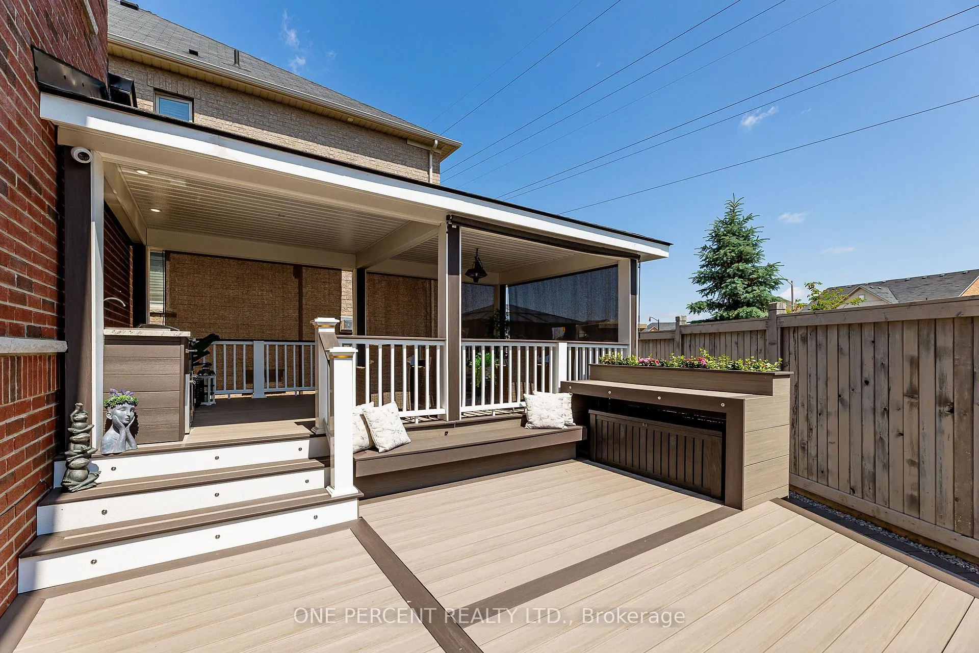Photo 40 of 102 Monkton Circle, Brampton, Credit Valley — HOMEH