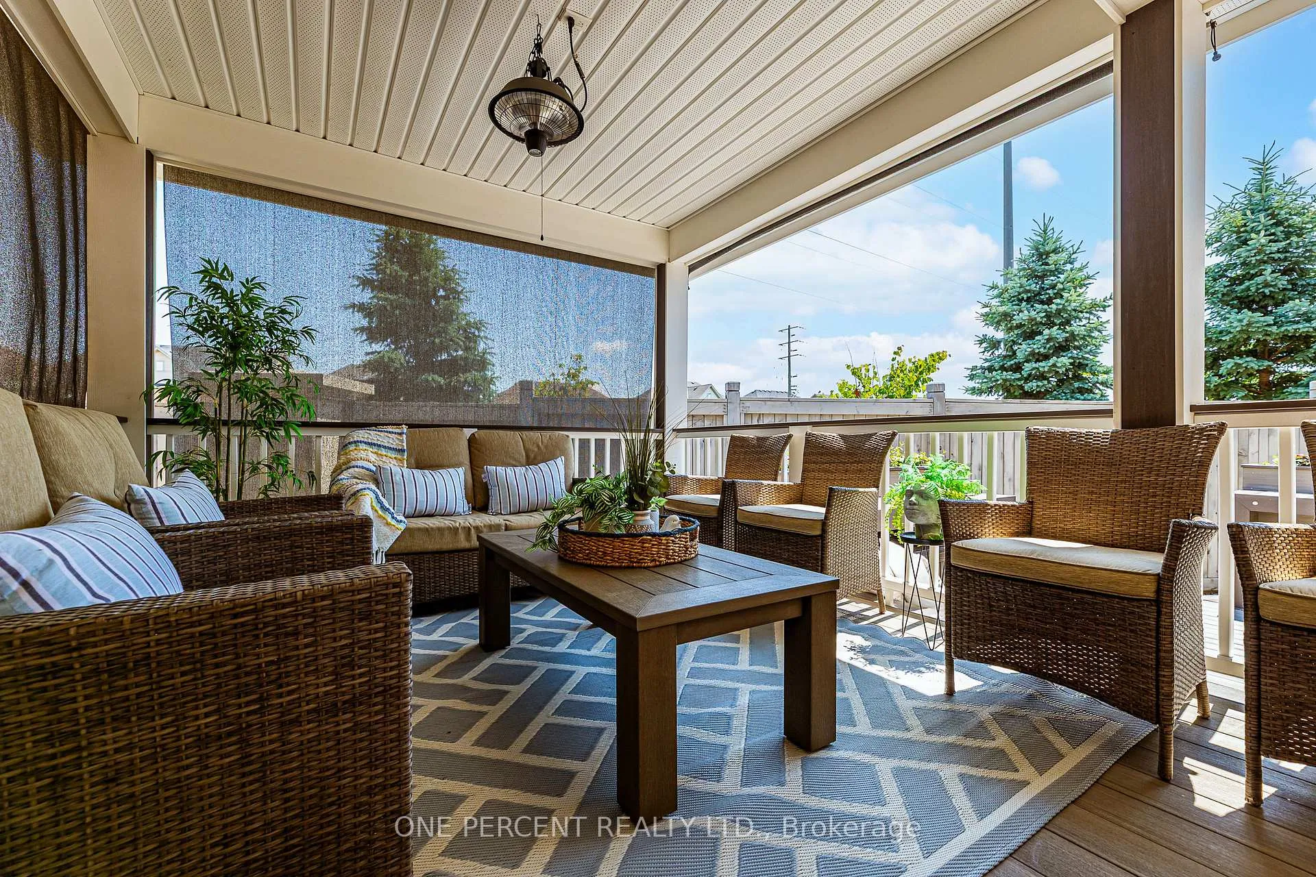 Photo 43 of 102 Monkton Circle, Brampton, Credit Valley — HOMEH