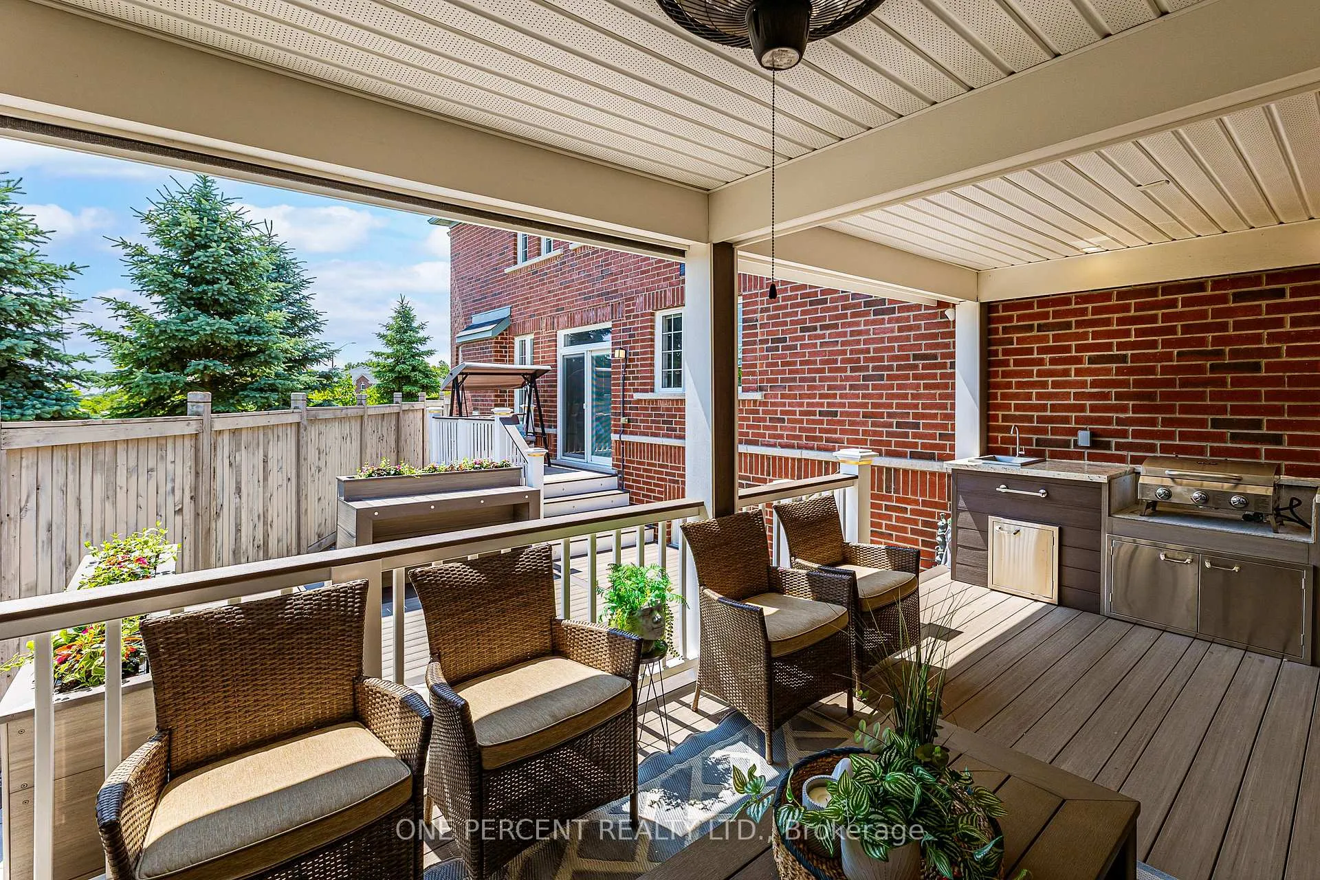 Photo 46 of 102 Monkton Circle, Brampton, Credit Valley — HOMEH