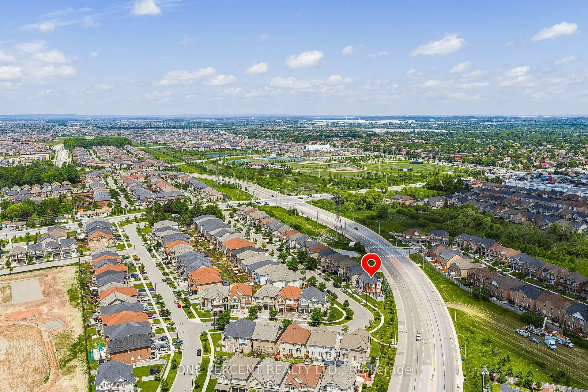 Photo 49 of 102 Monkton Circle, Brampton, Credit Valley — HOMEH