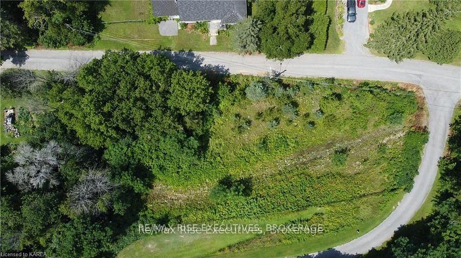 Photo 3 of 38 Elizabeth Street, Stone Mills — HOMEH