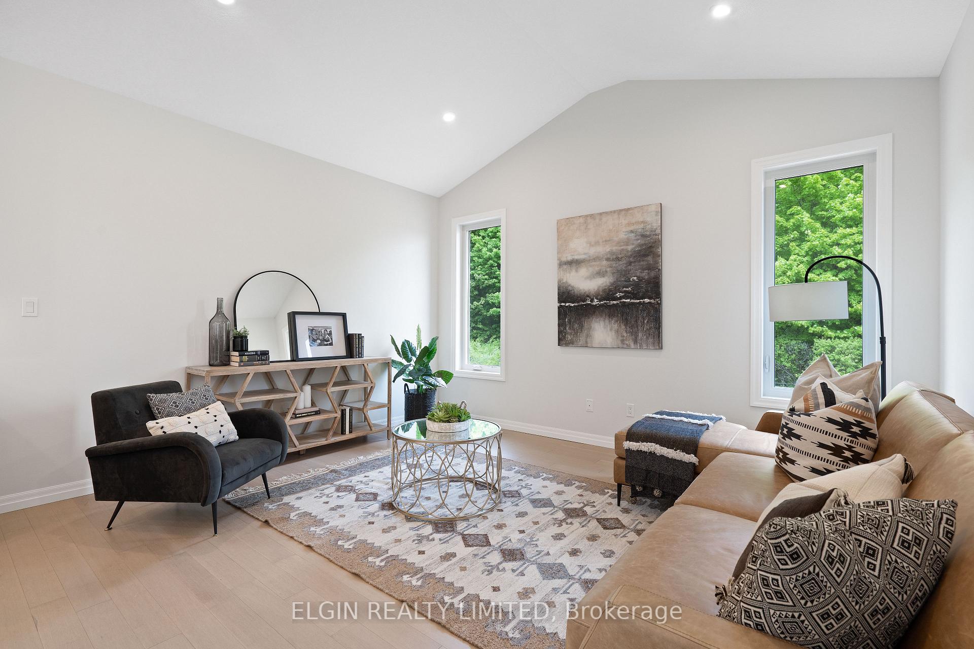 Photo 10 of 35 Dunning Way, St. Thomas — HOMEH