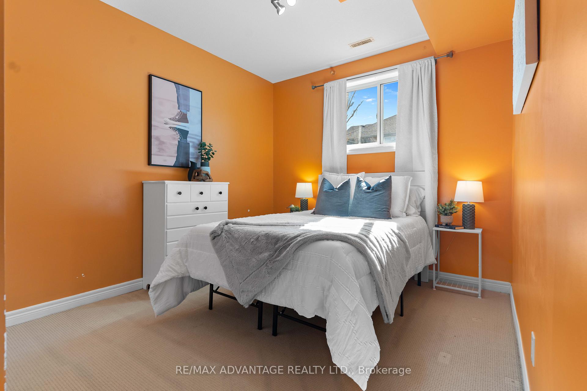 Photo 40 of 92 Axford Parkway, St. Thomas — HOMEH