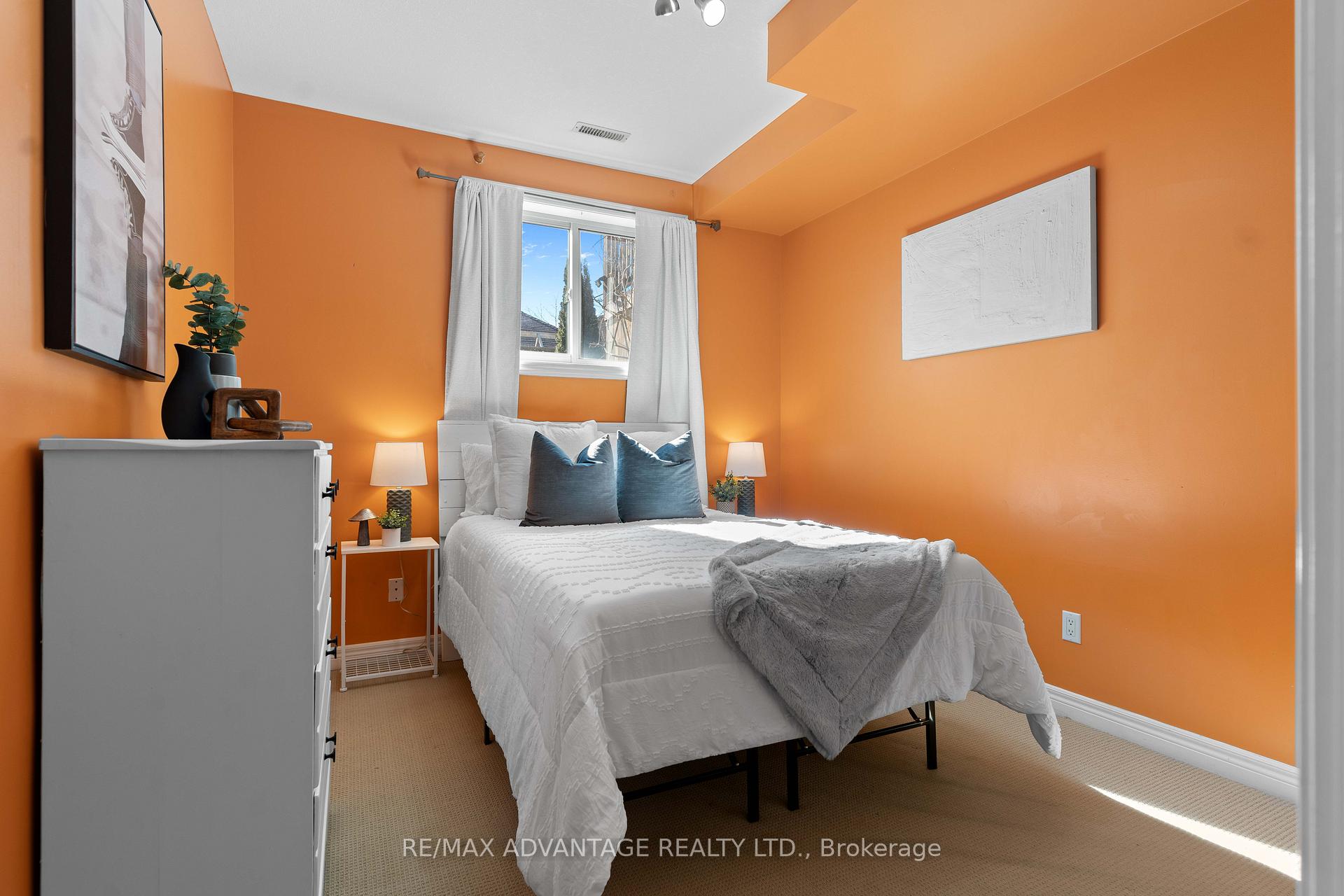 Photo 42 of 92 Axford Parkway, St. Thomas — HOMEH