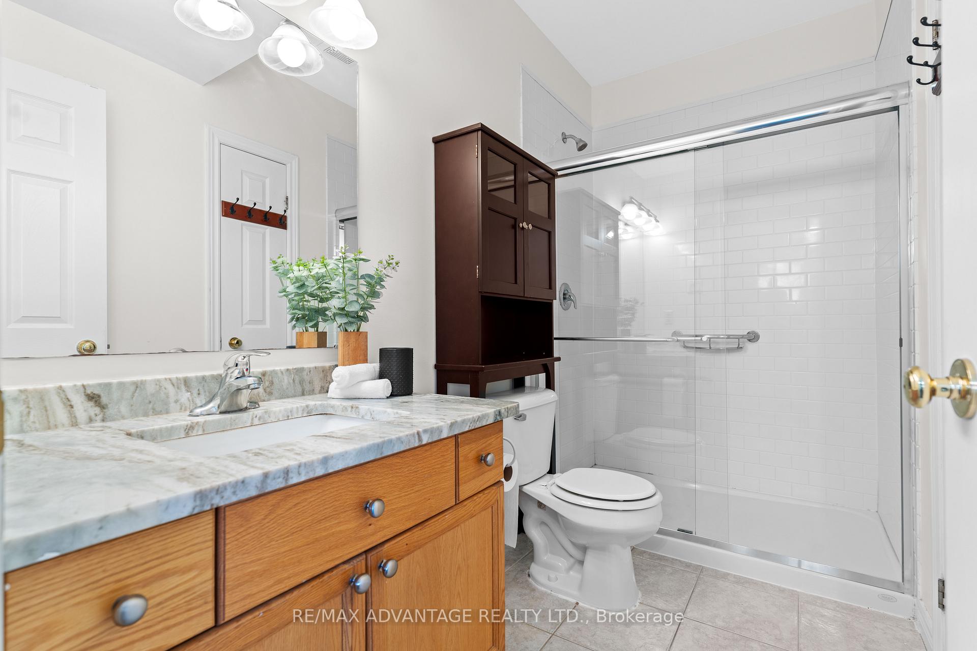 Photo 43 of 92 Axford Parkway, St. Thomas — HOMEH