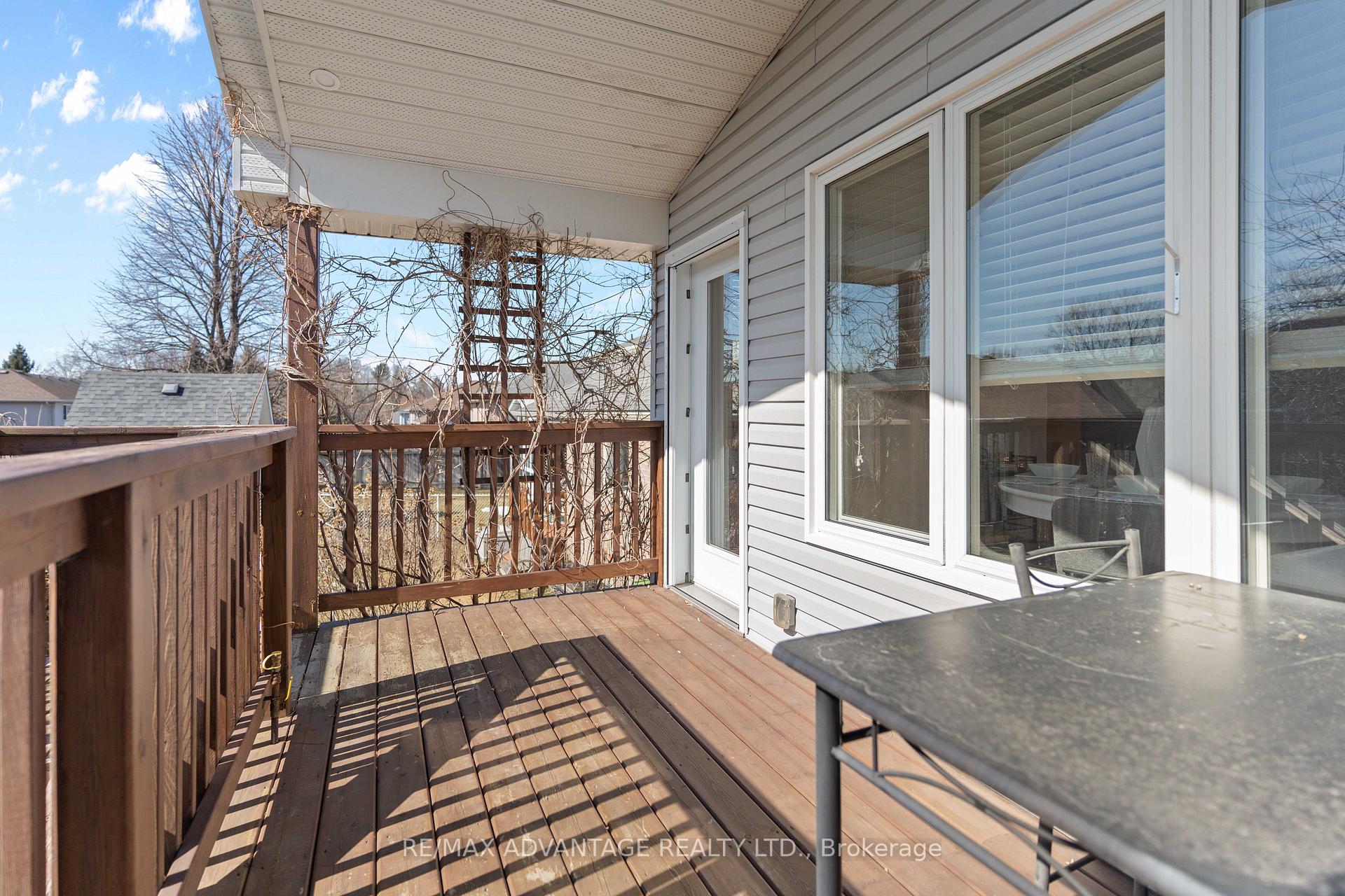 Photo 46 of 92 Axford Parkway, St. Thomas — HOMEH