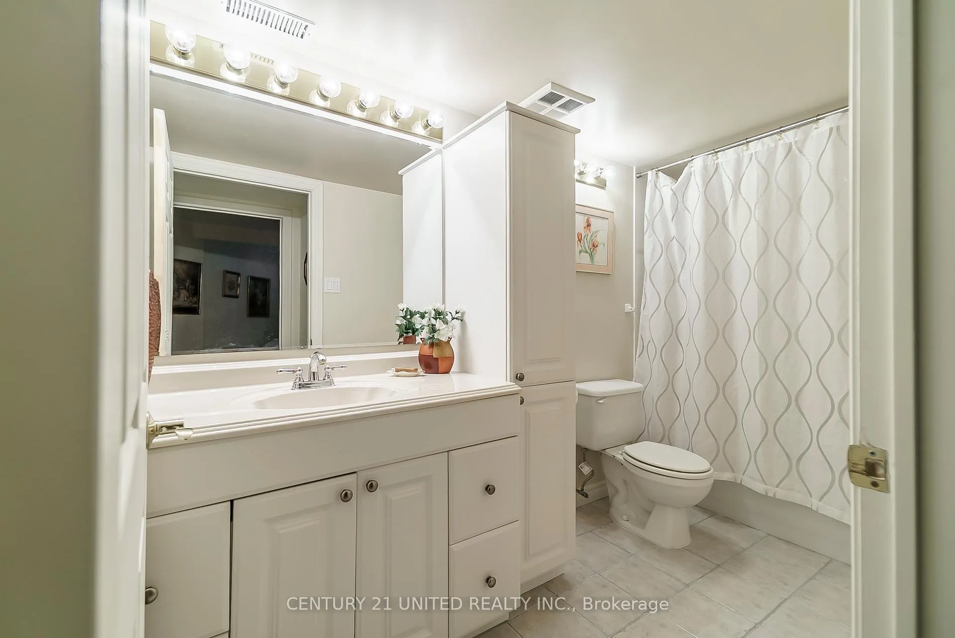 Photo 26 of Unit 41, 1121 Armour Road, Peterborough, Ashburnham Ward 4 — HOMEH