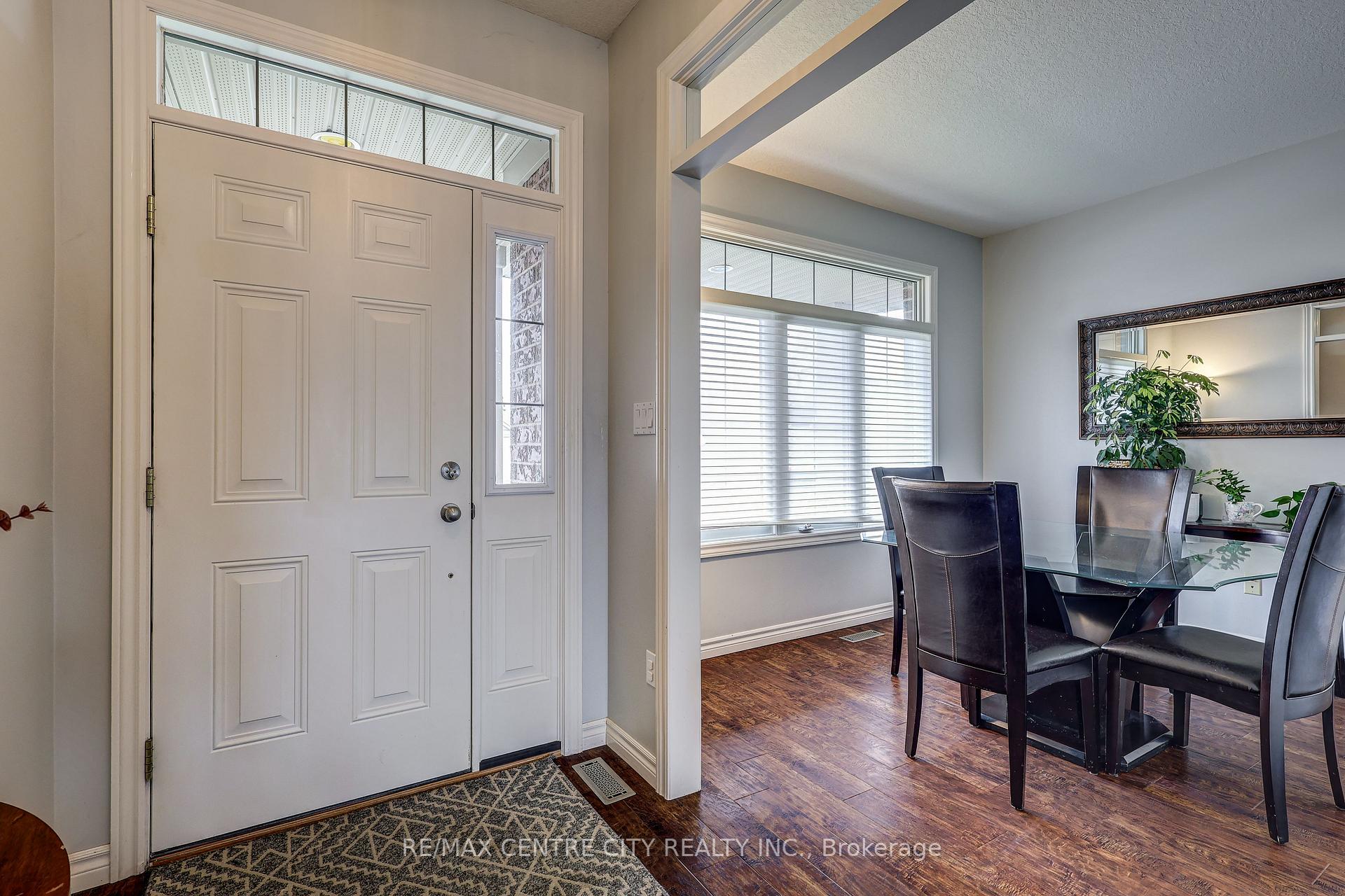 Photo 15 of 52 Circlewood Drive, St. Thomas — HOMEH