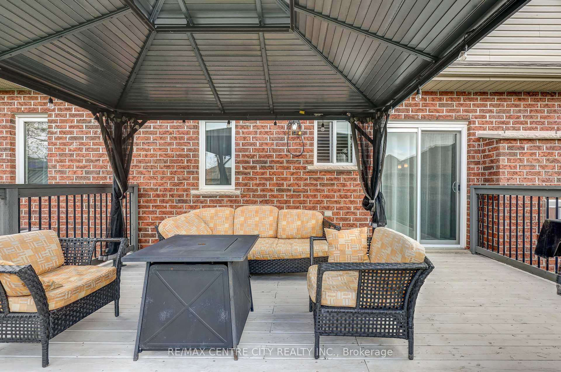 Photo 35 of 52 Circlewood Drive, St. Thomas — HOMEH