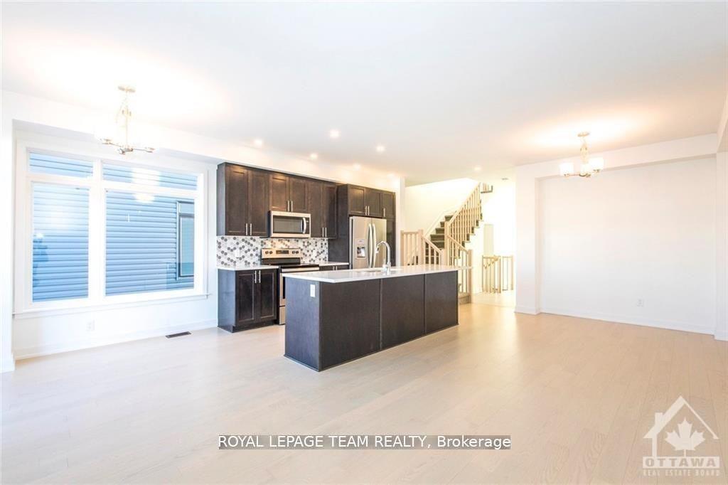 Photo 10 of 632 Putney Crescent, Ottawa, Stittsville (South) — HOMEH