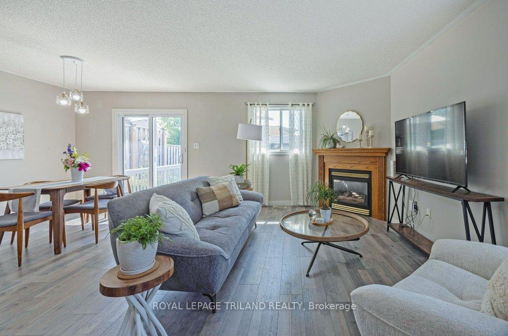 Photo 12 of 31 Carrie Crescent, St. Thomas — HOMEH