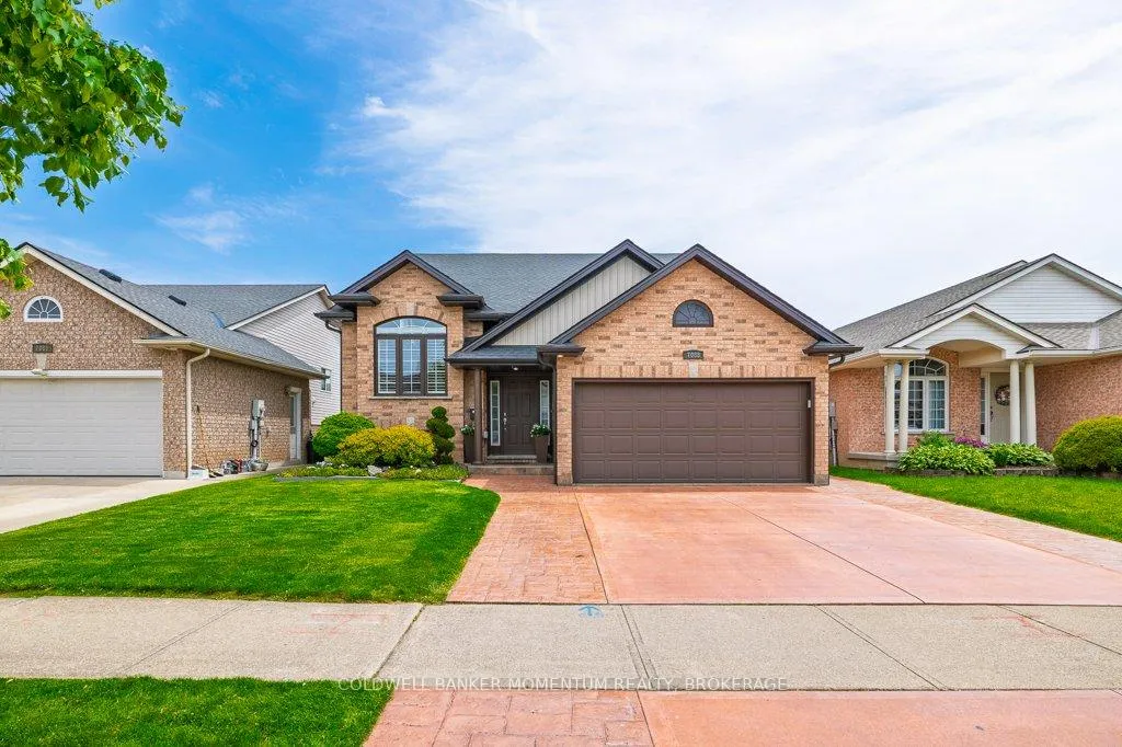 Photo 2 of 7088 Parkside Road, Niagara Falls, Forestview — HOMEH