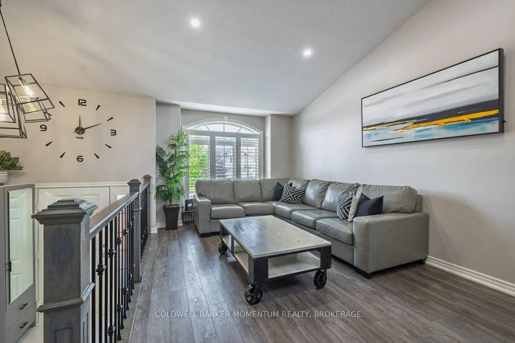 Photo 5 of 7088 Parkside Road, Niagara Falls, Forestview — HOMEH