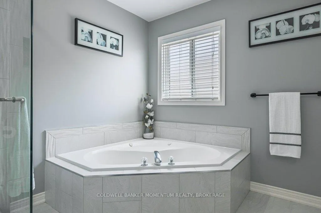 Photo 15 of 7088 Parkside Road, Niagara Falls, Forestview — HOMEH