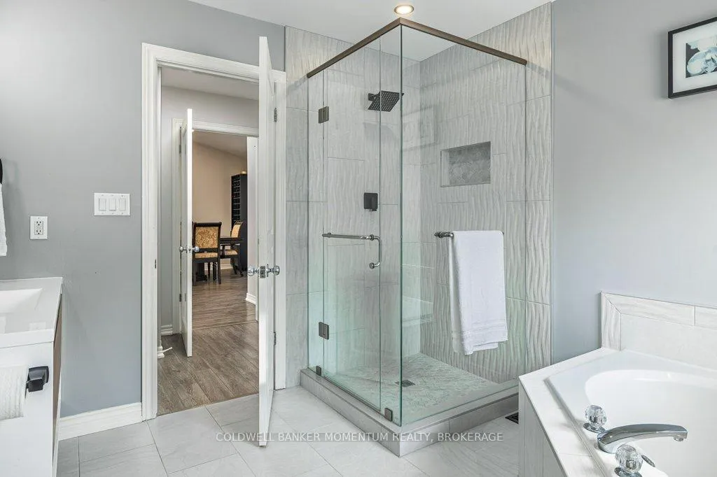Photo 16 of 7088 Parkside Road, Niagara Falls, Forestview — HOMEH