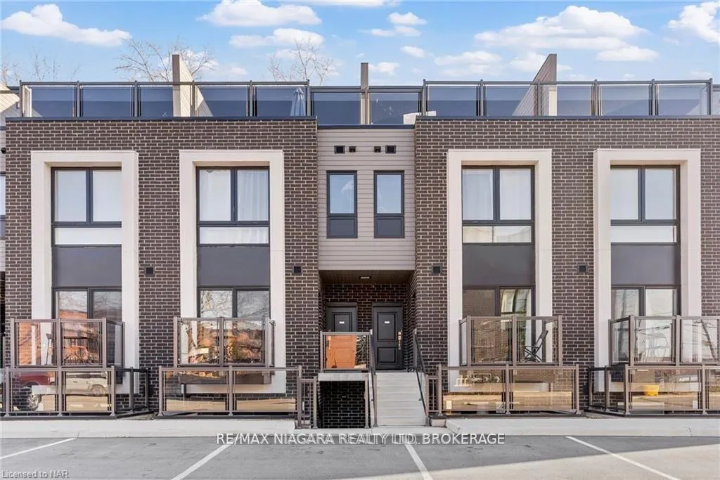 Photo 1 of Unit 115, 6065 Mcleod Road, Niagara Falls, Arad/Fallsview — HOMEH