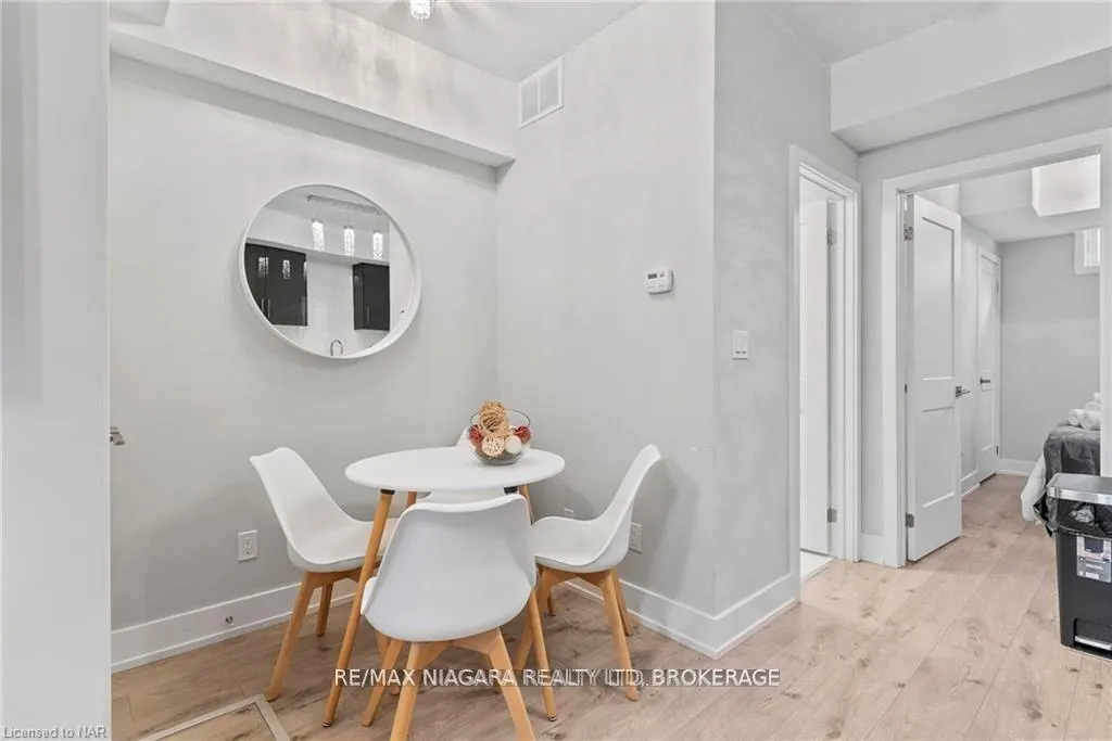 Photo 5 of Unit 115, 6065 Mcleod Road, Niagara Falls, Arad/Fallsview — HOMEH