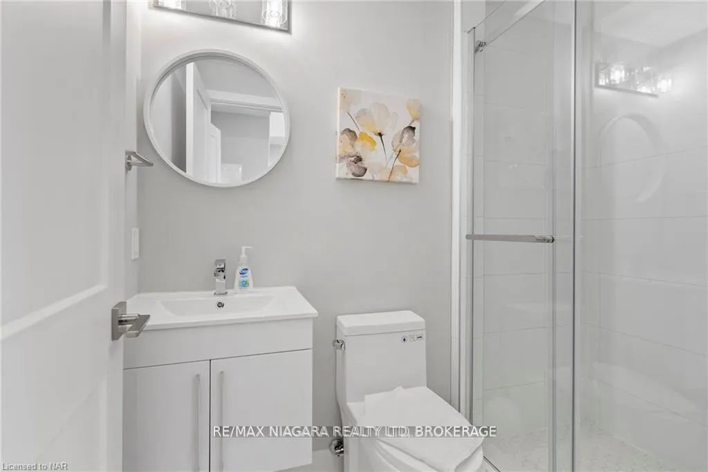 Photo 14 of Unit 115, 6065 Mcleod Road, Niagara Falls, Arad/Fallsview — HOMEH