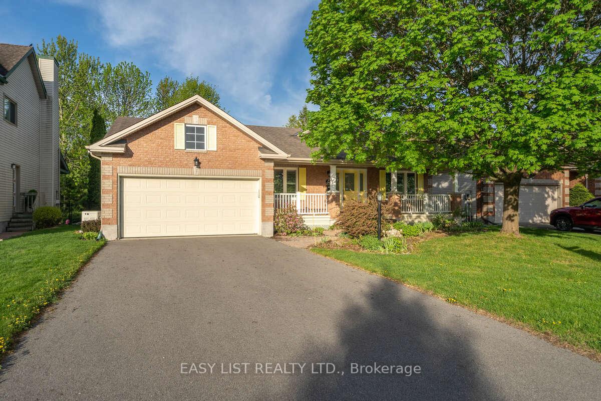 Photo 4 of 31 Forest Creek Drive, Ottawa, Stittsville (Central) — HOMEH