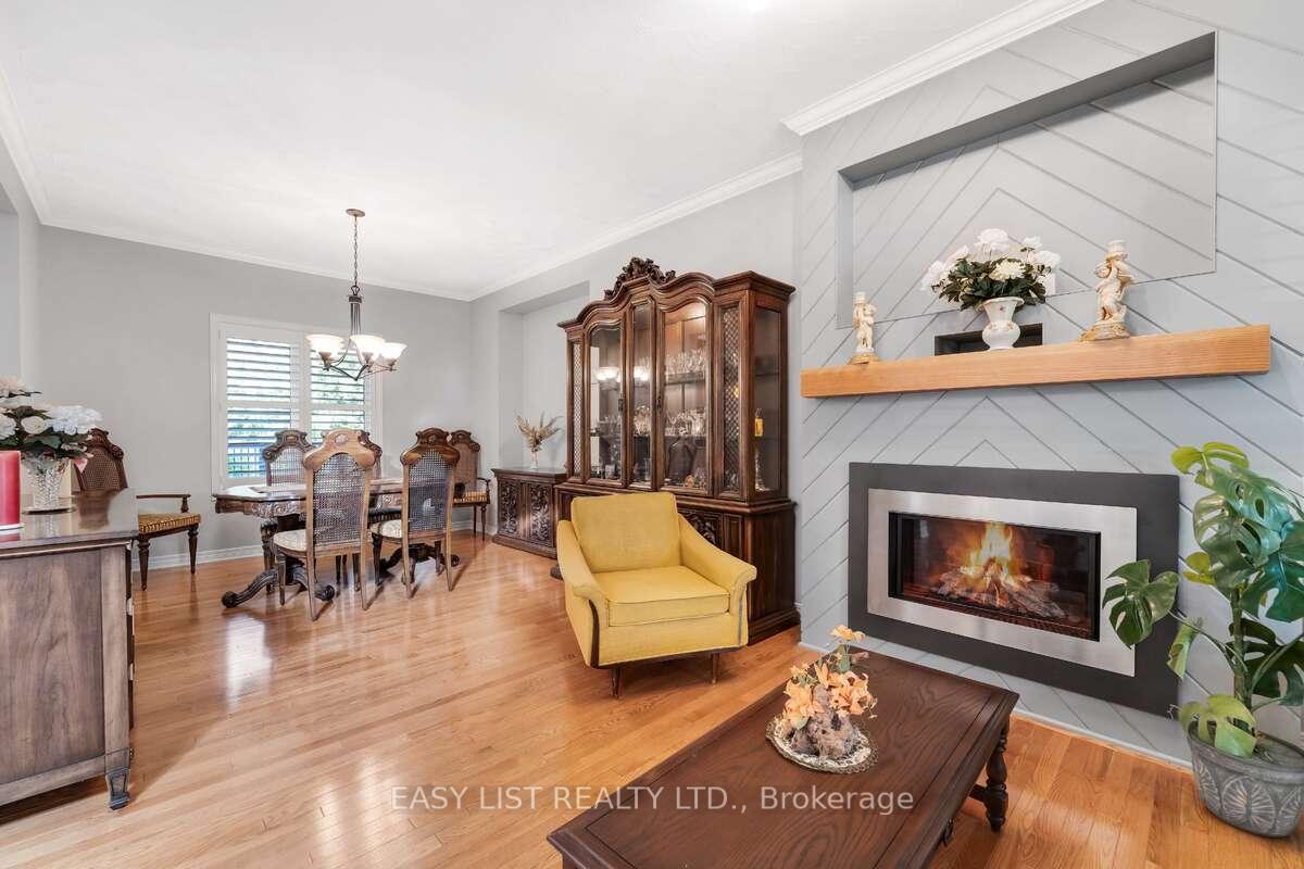 Photo 17 of 31 Forest Creek Drive, Ottawa, Stittsville (Central) — HOMEH