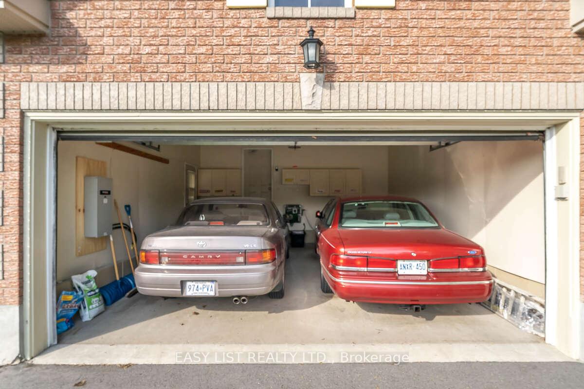Photo 33 of 31 Forest Creek Drive, Ottawa, Stittsville (Central) — HOMEH