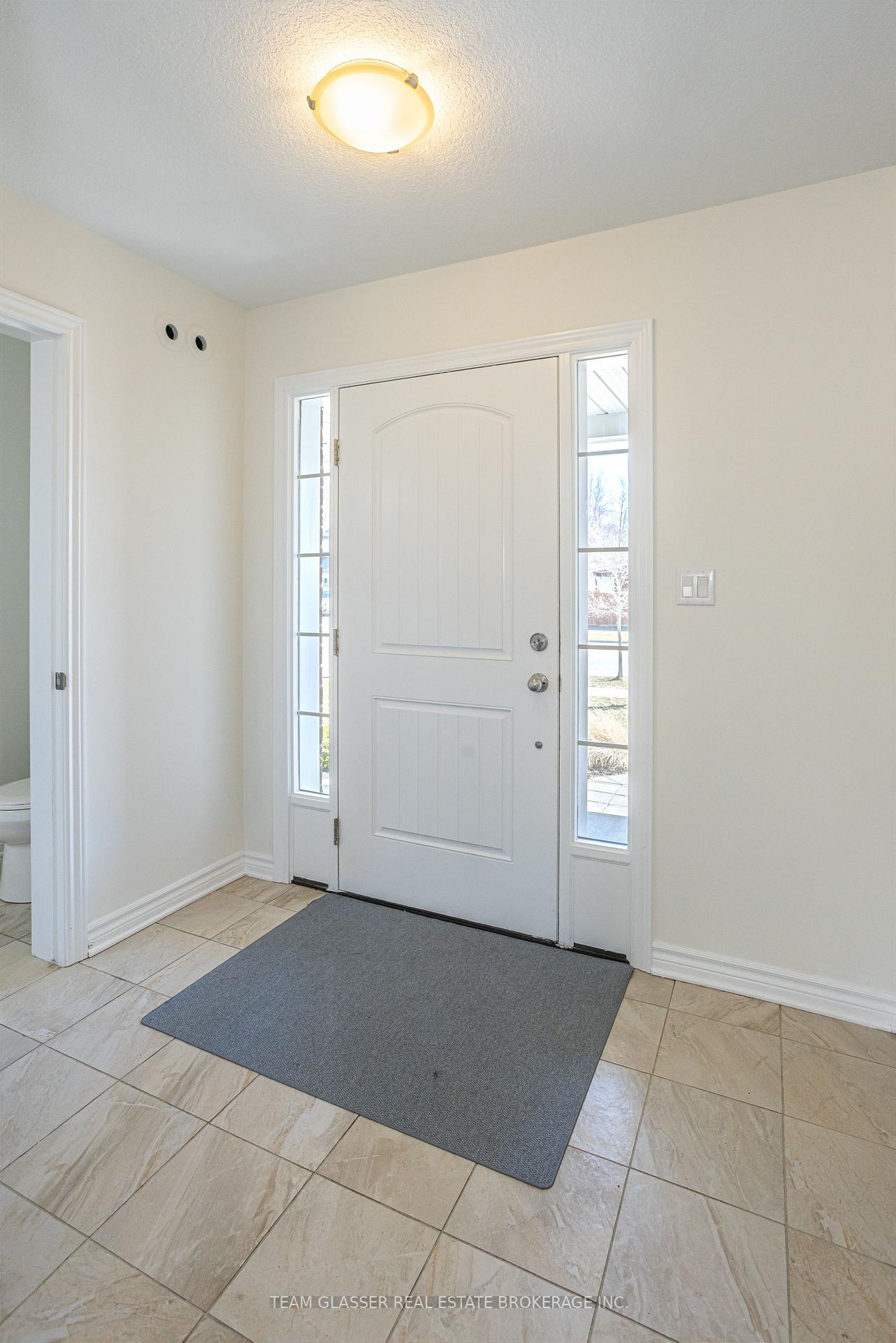 Photo 5 of 110 Peach Tree Boulevard, St. Thomas — HOMEH