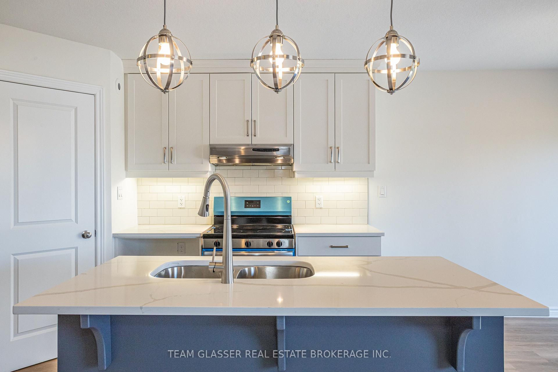 Photo 9 of 110 Peach Tree Boulevard, St. Thomas — HOMEH